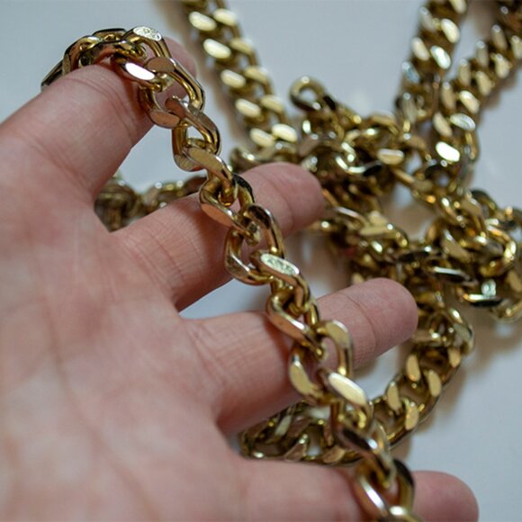 BCBG Heart-Shaped Black Crossbody Bag with Gold Hardware - Picture 6 of 6